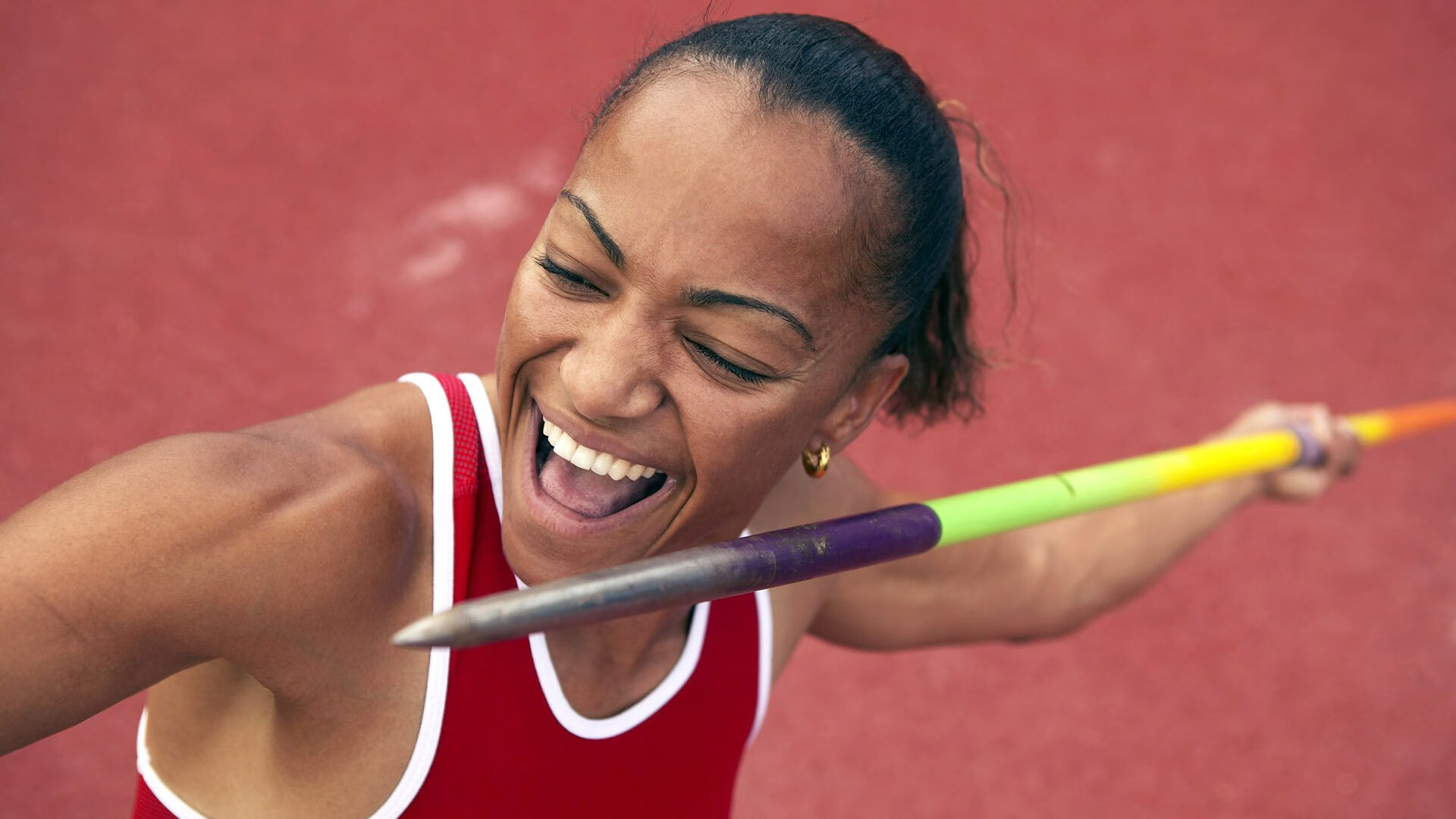 湖滨赛道上,运动员尽展风采,xs贵还是x贵